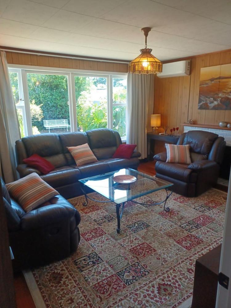 Cosy In New Lynn *
